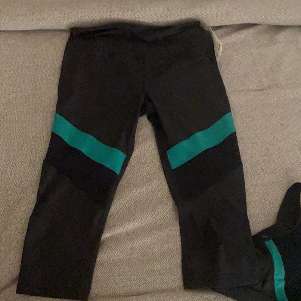 Performance ware 2 pc - Picture 6 of 6